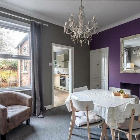 Entire 2-Bedroom House With Garden York Extérieur photo