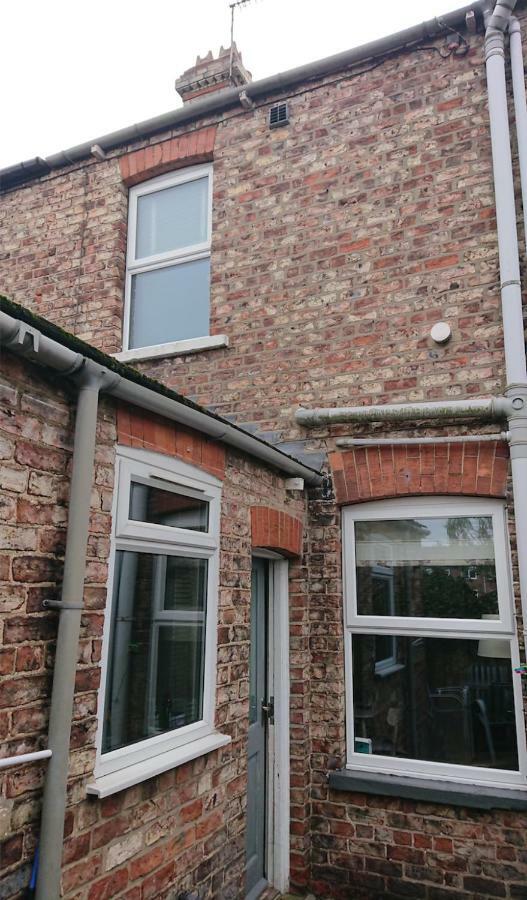 Entire 2-Bedroom House With Garden York Extérieur photo